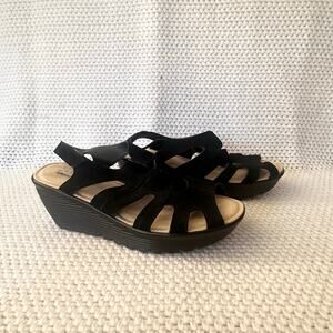 Skechers Memory Foam Black Suede Peep Toe Slingback Strappy Platform Wedges 8
